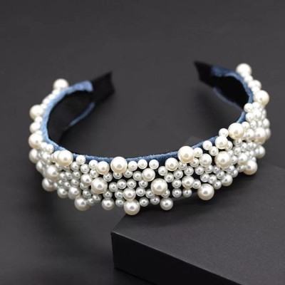 Bentita, coronita par albastra din material textil cu perle decorative BP10 Bentita, coronita par albastra din material textil cu perle decorative BP10