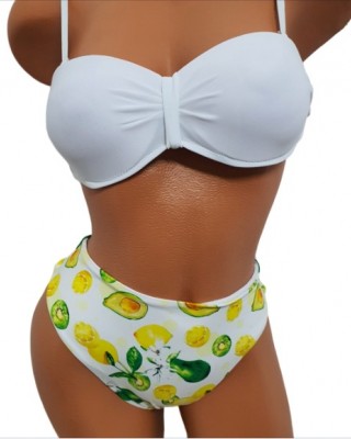 Costum de Baie din doua piese cu intaritura la sutien si slip normal CBD033 Costum de Baie din doua piese cu intaritura la sutien si slip normal CBD033