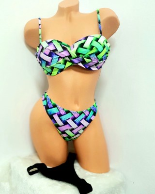 Costum de Baie din doua piese cu sutien push up bretele detasabile slip normal + CADOU slip tanga CBD034 Costum de Baie din doua piese cu sutien push up bretele detasabile slip normal + CADOU slip tanga CBD034