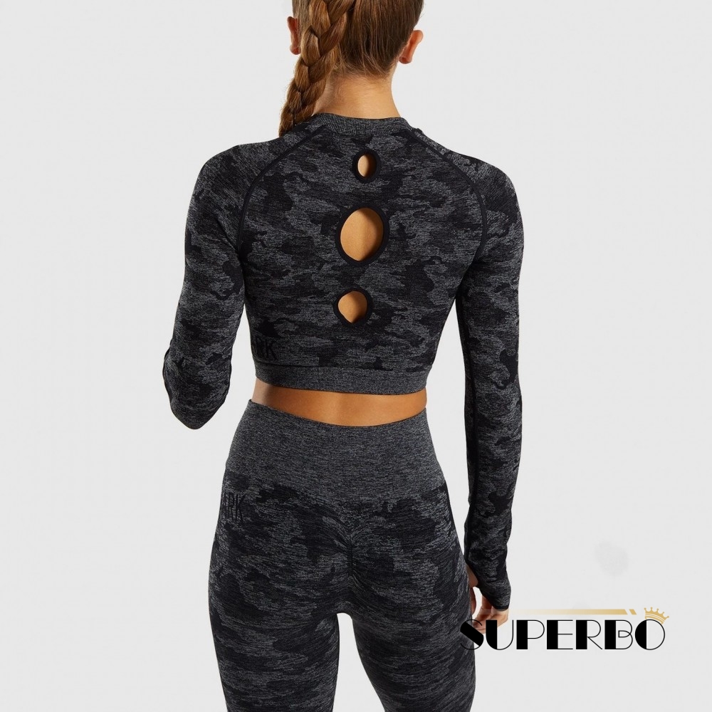 Costum Sport Fitness Camuflaj Colanti si Bluza Crop cu Maneca Lunga Gri cu Negru  SFIT006