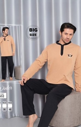 Pijama barbati vatuita batal din 2 piese bluza bej cu nasturi si pantaloni lungi negri PJB16 Pijama barbati vatuita batal din 2 piese bluza bej cu nasturi si pantaloni lungi negri PJB16