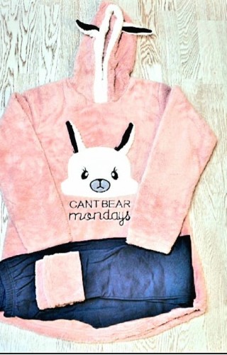 Pijama Cocolino din material pufos din doua piese cu pantaloni lungi si lama corail imprimat PJD036 Pijama Cocolino din material pufos din doua piese cu pantaloni lungi si lama corail imprimat PJD036