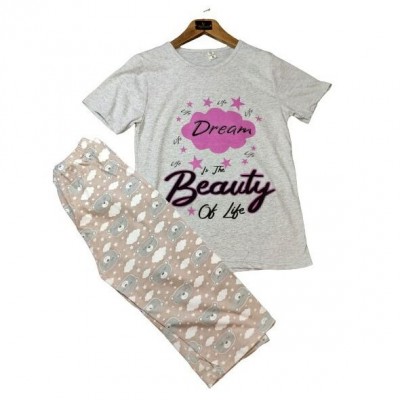 Pijama Dama batal bej tricou cu imprimeu nor si pantaloni trei sferturi PJD086 Pijama Dama batal bej tricou cu imprimeu nor si pantaloni trei sferturi PJD086