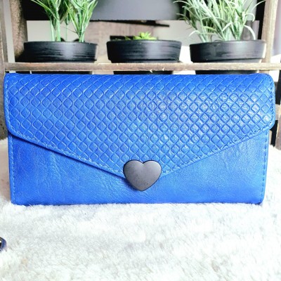 Portofel elegant albastru din piele ecologica inchidere cu capsa magnetica ACPT026 Portofel elegant albastru din piele ecologica inchidere cu capsa magnetica ACPT026