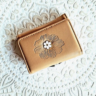 Portofel dama khaki cu floare din piele ecologica inchidere cu capsa si 2 compartimente separate  ACPT034 Portofel dama khaki cu floare din piele ecologica inchidere cu capsa si 2 compartimente separate  ACPT034