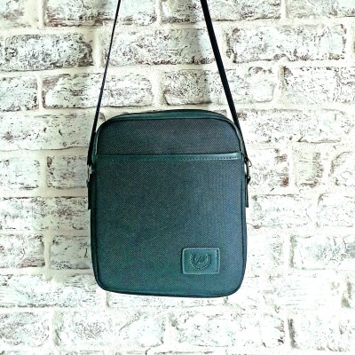 Geanta Barbati Premium Bleumarin Material Impermeabil de umar cu curea reglabila buzunare cu fermoar ACGB010