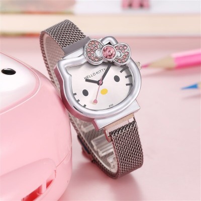 Ceas Copii Argintiu design pisica cu bratara magnetica reglabila QUARTZ CDQZ106 Ceas Copii Argintiu design pisica cu bratara magnetica reglabila QUARTZ CDQZ106