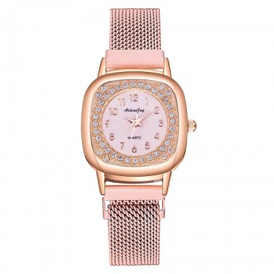 Ceas Dama Elegant Roz cu strasuri cadran patrat  bratara magnetica QUARTZ CDQZ138