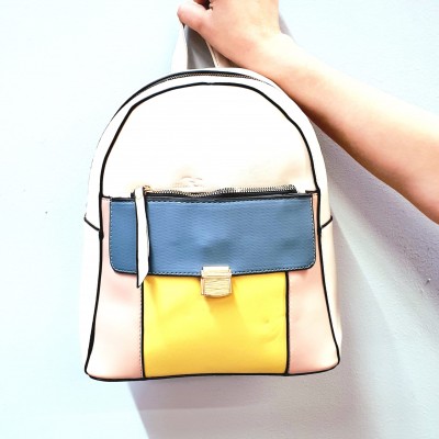 Rucsac fashion bej din piele eco cu design multicolor ACRD263 Rucsac fashion bej din piele eco cu design multicolor ACRD263