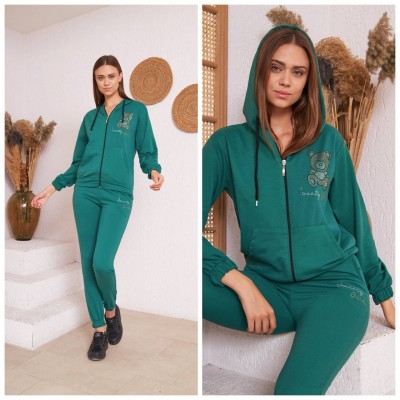 Trening Dama sport casual verde compus din hanorac si pantaloni de trening cu talie inalta TND053 Trening Dama sport casual verde compus din hanorac si pantaloni de trening cu talie inalta TND053