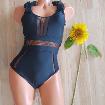 Costum de Baie  intreg negru cu volanase si insertie de plasa CBD003 Costum de Baie  intreg negru cu volanase si insertie de plasa CBD003