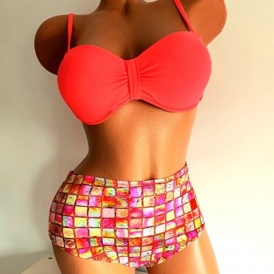 Costum de Baie din doua piese cu sutien rosu balconette cu push up bretele detasabile slip cu multicolor cu talie inalta CBD024 Costum de Baie din doua piese cu sutien rosu balconette cu push up bretele detasabile slip cu multicolor cu talie inalta CBD024