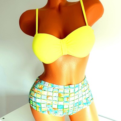 Costum de Baie din doua piese cu sutien galben balconette cu push up bretele detasabile slip cu multicolor cu talie inalta CBD024